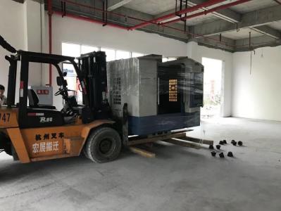叉車作業